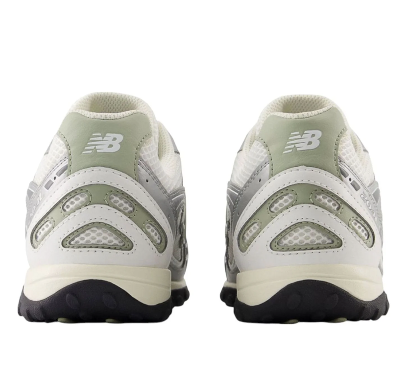 New Balance 204L 'Silver Metallic'
