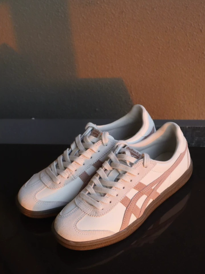 鬼塚虎 Onitsuka Tiger Tokuten Pink