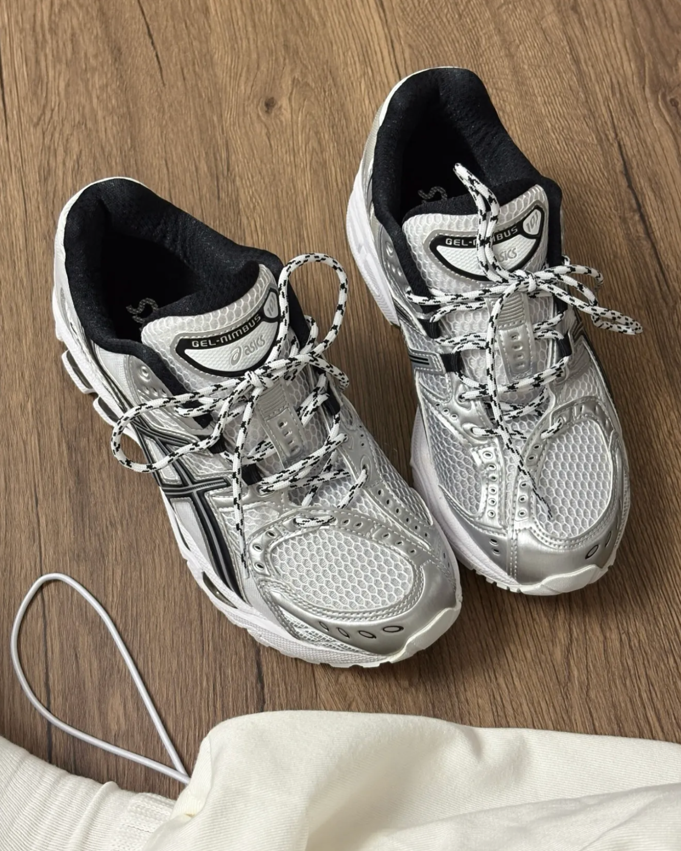 Asics Gel-Nimbus 10.1 "White Grey"