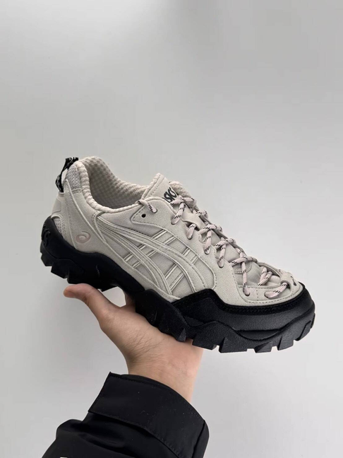 ASICS Gel Pickax Oyster Grey