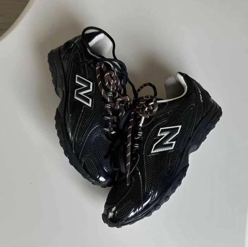 New Balance 204L 'Black Timberwolf'