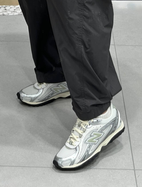 New Balance 204L 'Silver Metallic'