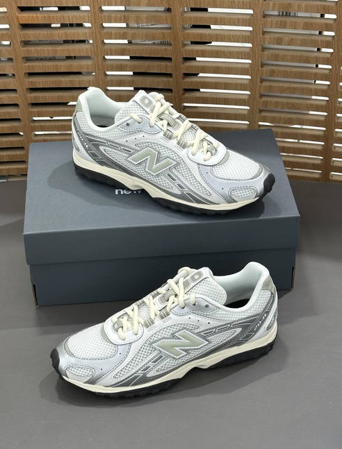 New Balance 204L 'Silver Metallic'