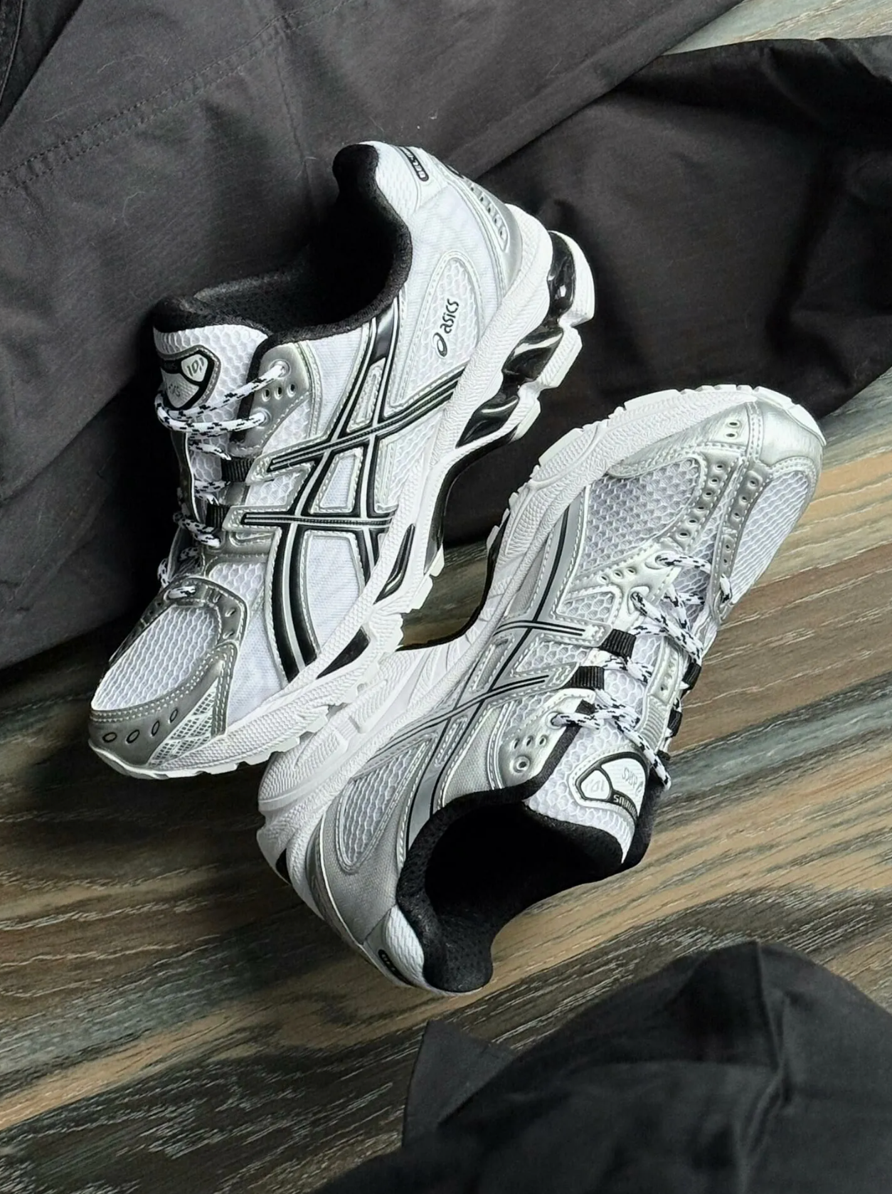 Asics Gel-Nimbus 10.1 "White Grey"