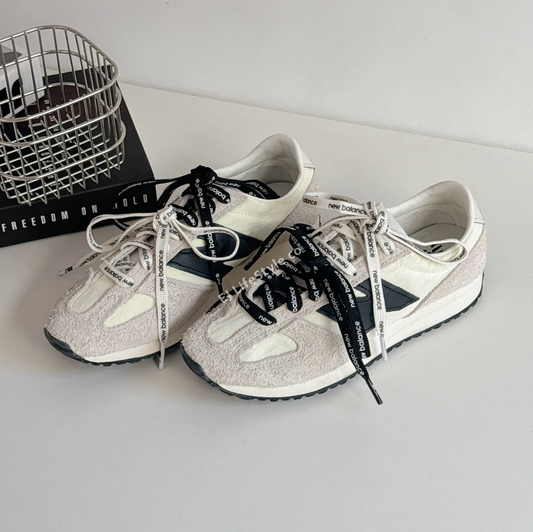 New Balance 471 "Linen Angora Black"