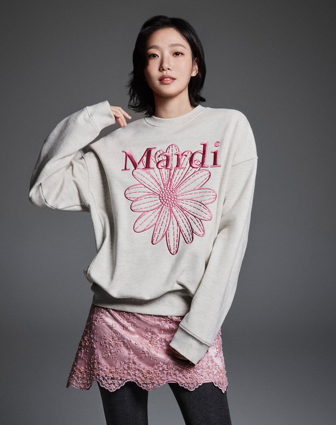 MARDI MERCREDI Embroidered Sweatshirt Flowermardi ''Oatmeal Pink''