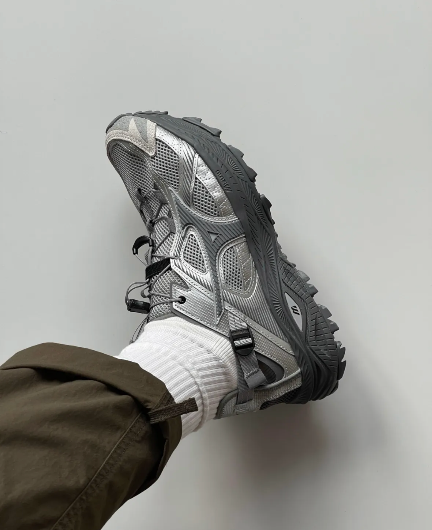 Mizuno Racer Trail SE Grey Silver