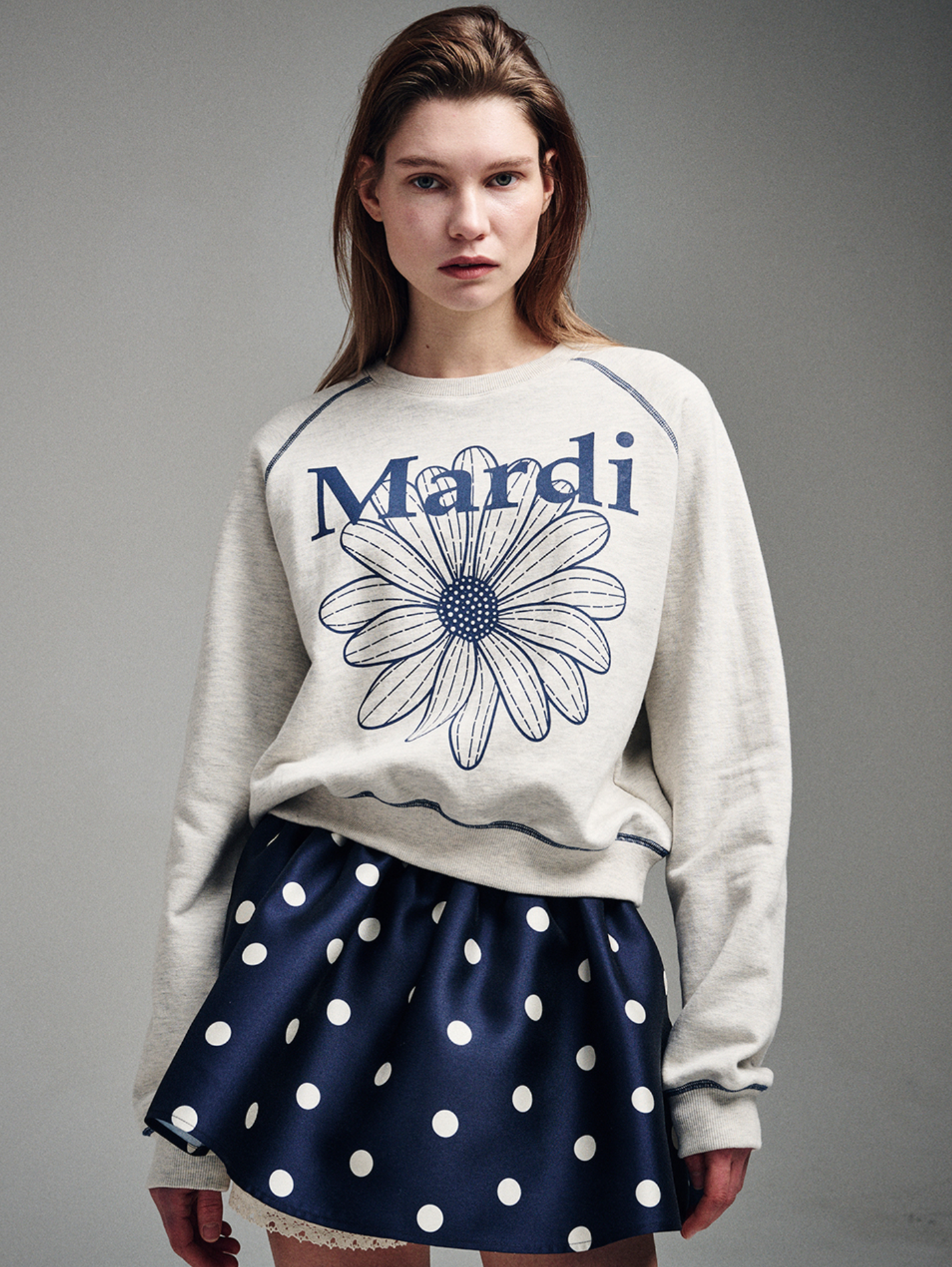 MARDI MERCREDI Sweatshirt Raglan Flowermardi ''Oatmeal Blue''