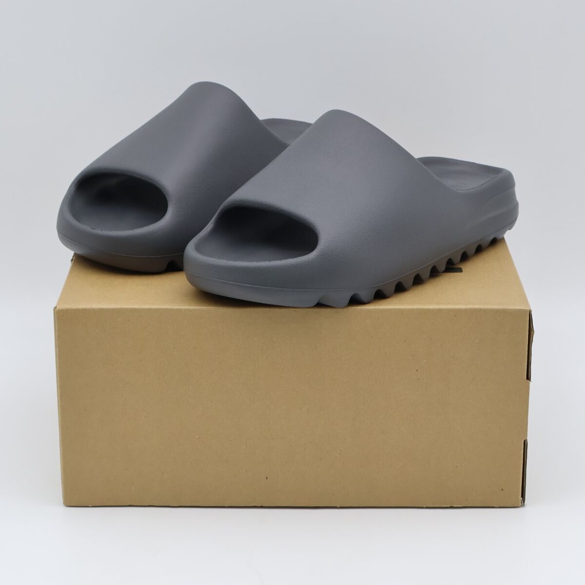 ADIDAS YEEZY SLIDE GRANITE - HADNUS