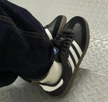 ADIDAS SAMBA OG BLACK WHITE GUM B75807
