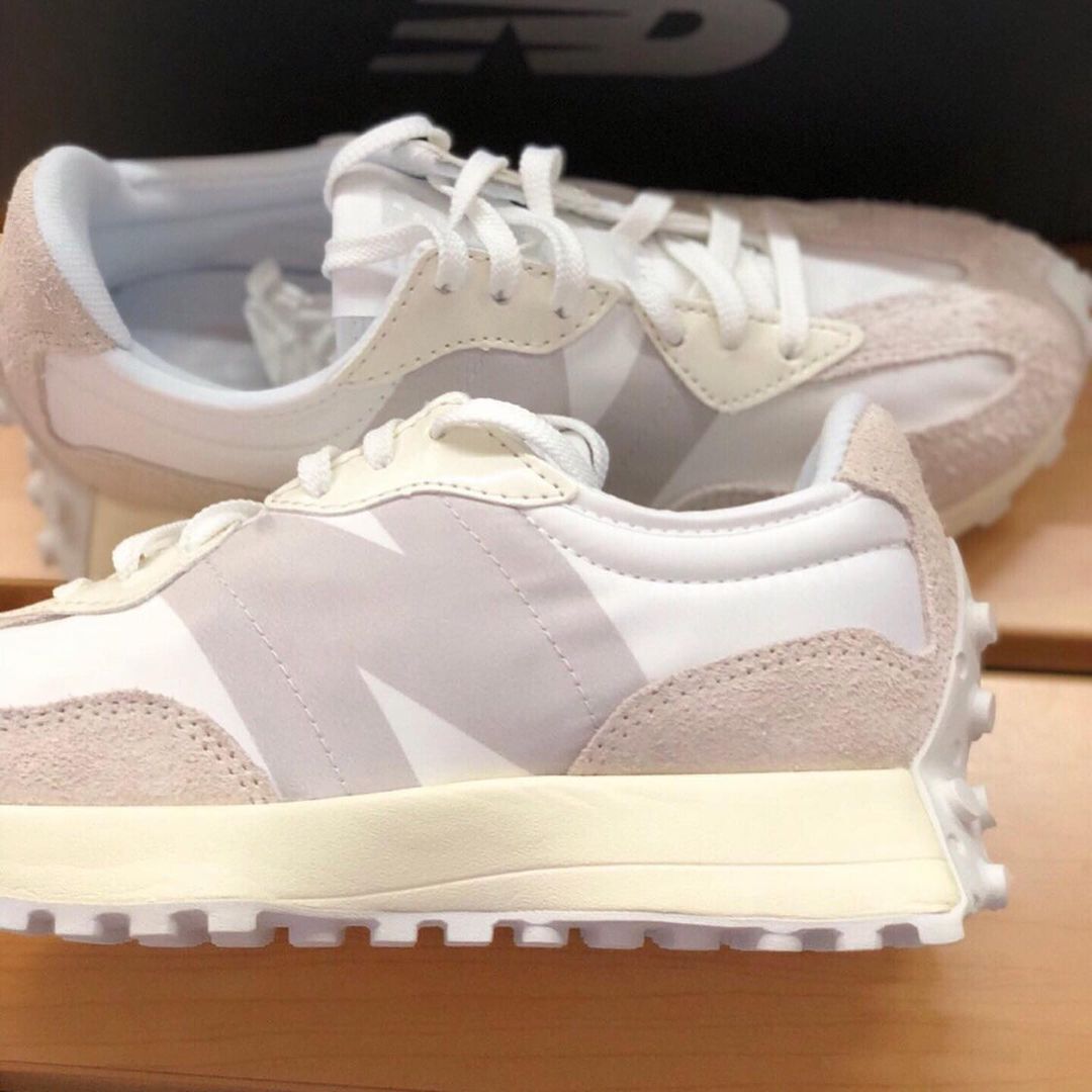 New Balance 327 Munsell White 白絲綢 - HADNUS