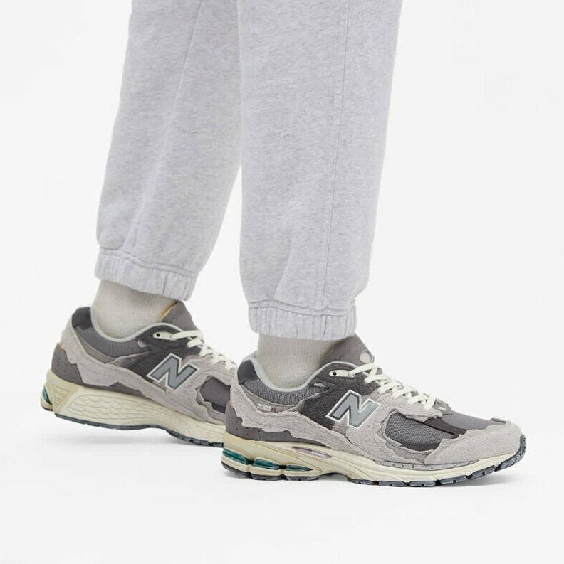 New Balance Protection Pack Pain Cloud 2002 - HADNUS