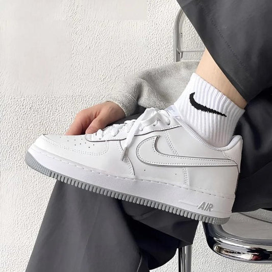 Nike Air Force 1 Gs 白灰 - HADNUS