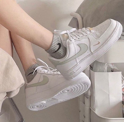 Nike Air Force 1 Low White Grey Gold - HADNUS