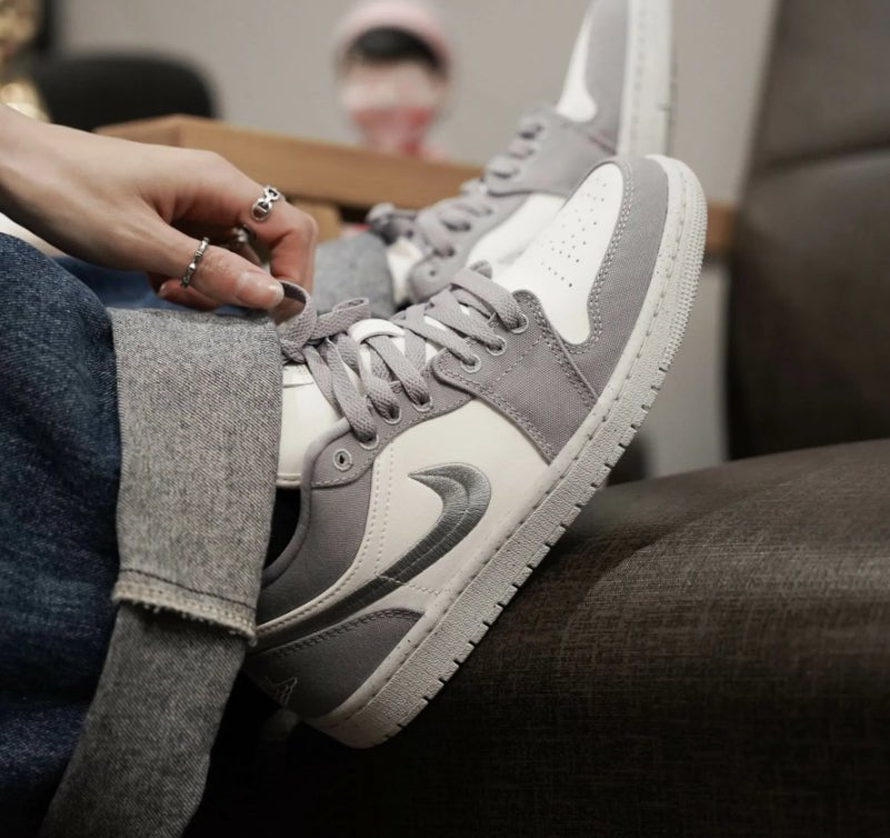 Nike Air Jordan 1 SE "Light Steel Grey" - HADNUS