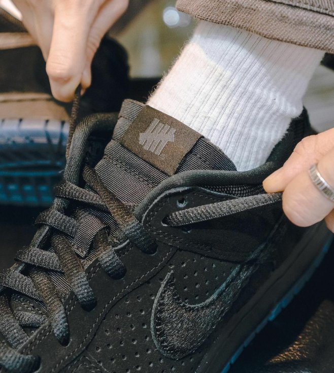 Nike Dunk Low SP x Undefeated 黑魂 - HADNUS