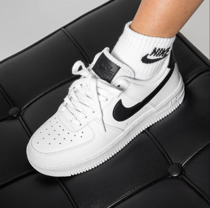 Nike W Air Force 1 07 White Black - HADNUS