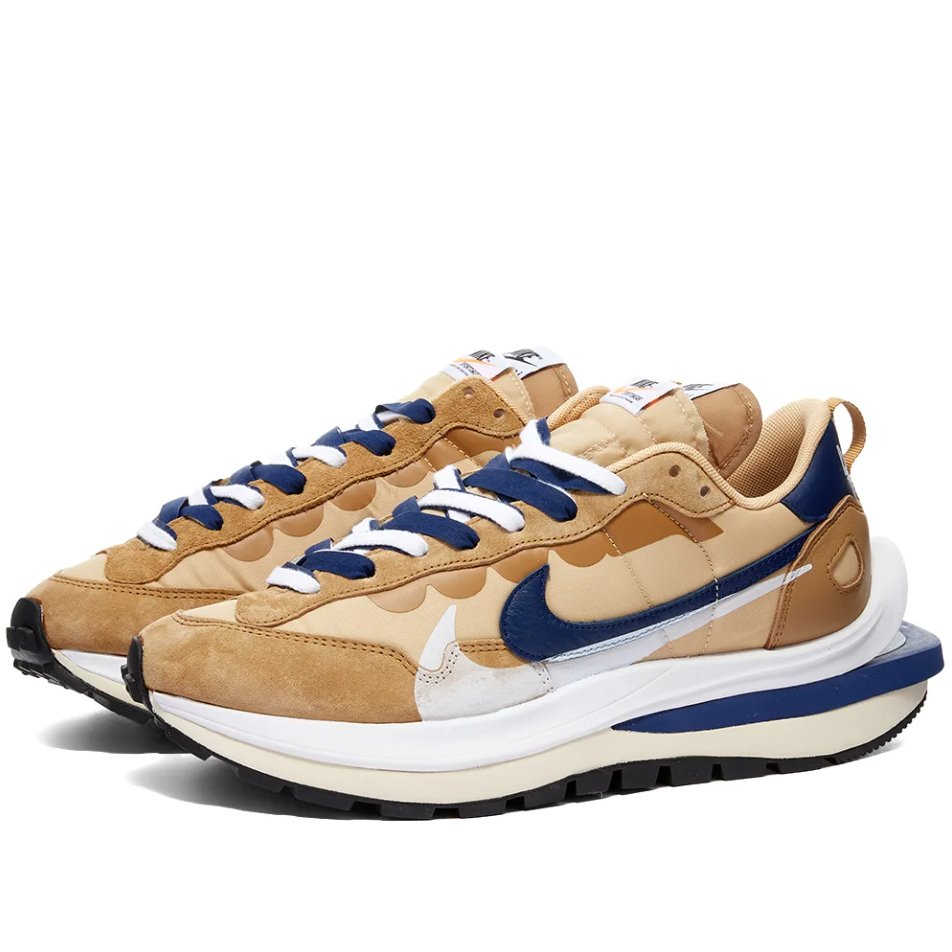 Sacai x Nike Vaporwaffle 卡其 - HADNUS